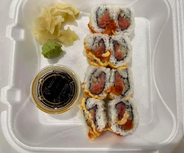 Tuna Roll.